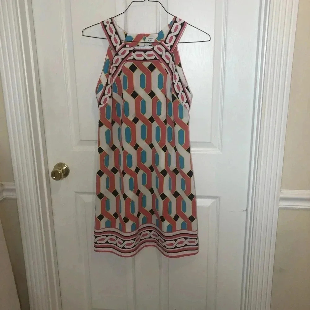 Crown and ivory dress -like new size small